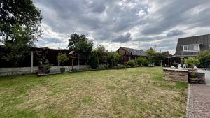 Photo 8- click for photo gallery